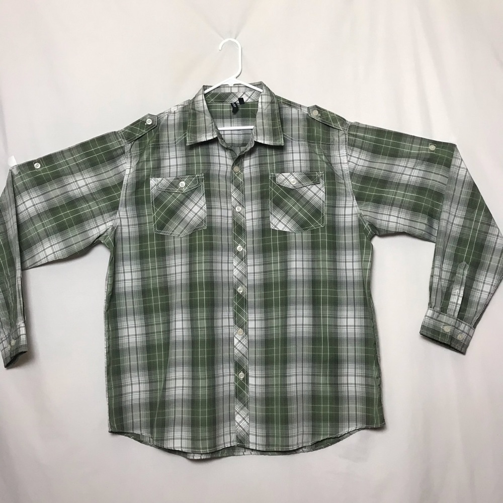 Seventy7 Green Plaid Long Sleeve Button Up Shirt